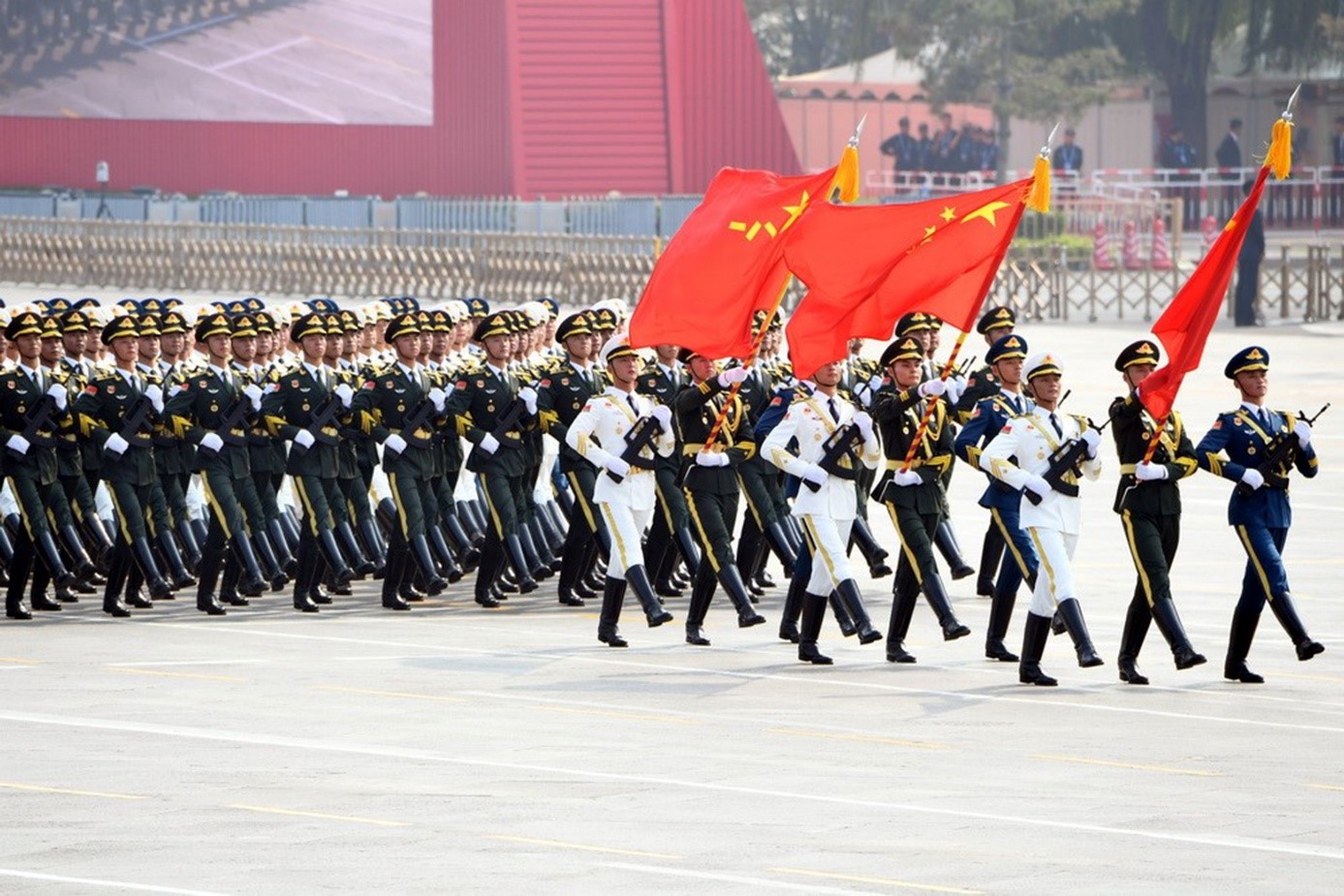 Peking köszönti a kínai nép hőseit